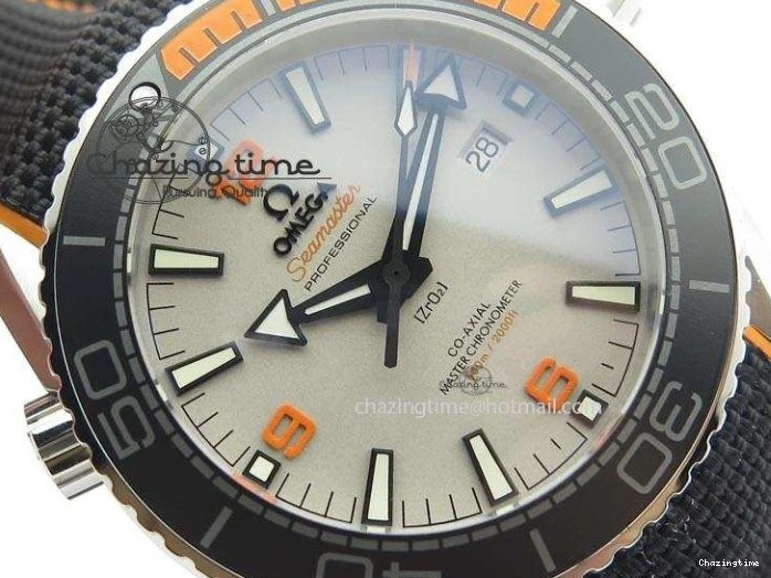 0102 ComfortFit 2016 Planet Ocean 45mm SS JHF Gray Dial On Nylon Strap A 8226